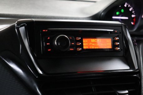 Peugeot 2008 PURETECH ACCESS A/C 37