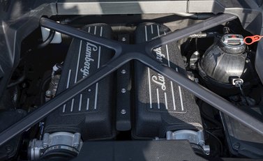 Lamborghini Huracan LP640-4 EVO 27