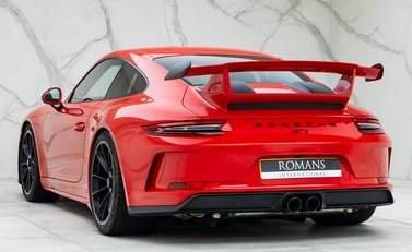 Porsche 911 GT3 (991.2) 7