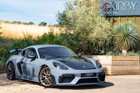 Porsche 718 Cayman GT4 RS 2