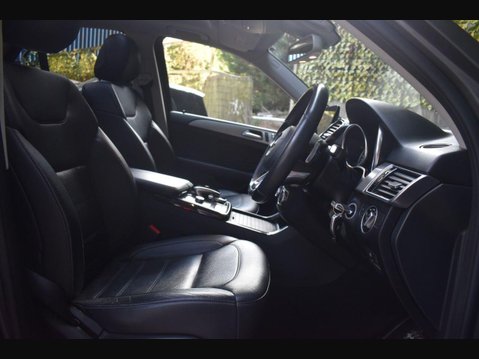 Mercedes-Benz GLE 3.0 GLE350d V6 AMG Line (Premium) SUV 5dr Diesel G-Tronic 4MATIC Euro 6 (s/ 5