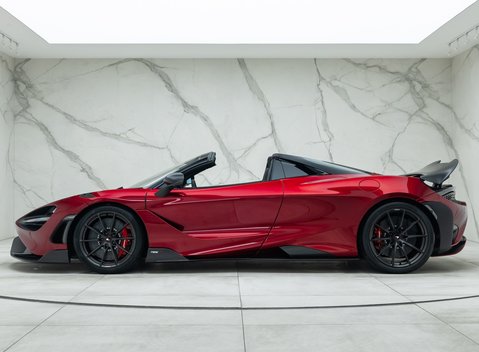 McLaren 765LT Spider 7