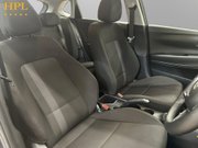 Hyundai i20 1.0 T-GDi Advance Hatchback 5dr Petrol DCT Euro 6 (s/s) (100 ps) 11