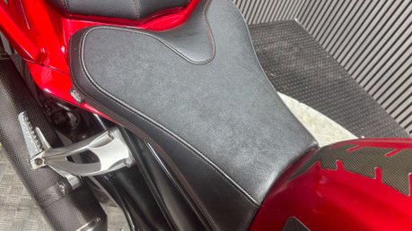 Yamaha FZ1 FAZER 2006 38K LONG MOT AKRAPOVIC EXHAUST 1000CC 19