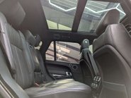 Land Rover Range Rover 3.0 Range Rover Vogue TDV6 Auto 4WD 5dr 64
