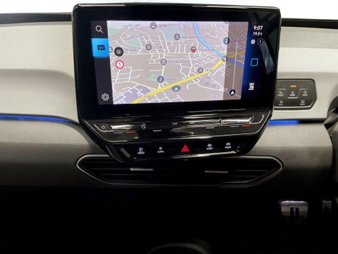 Volkswagen ID.3 Pro Performance 58kWh Family Hatchback 5dr Electric Auto (204 ps) One Owner 19