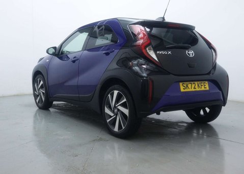 Toyota Aygo X 1.0 Aygo X Edge VVT-i Auto 5dr 13