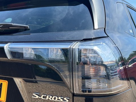 Suzuki S-Cross MOTION 14
