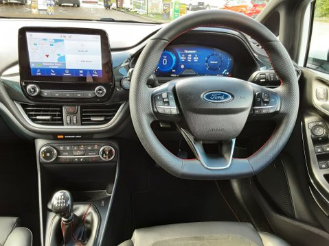 Ford Fiesta ST-LINE X 12