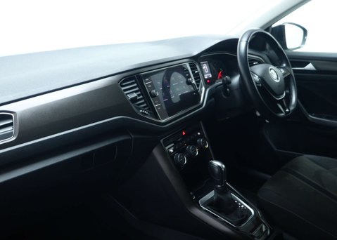 Volkswagen T-Roc 1.5 TSI GPF EVO SE SUV 5dr Petrol DSG Euro 6 (s/s) (150 ps) 45