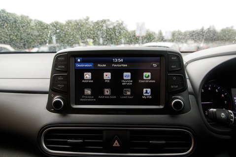 Hyundai KONA PREMIUM SE 28