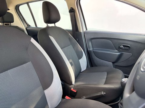 Dacia Sandero 1.1 Sandero Ambiance 5dr 15