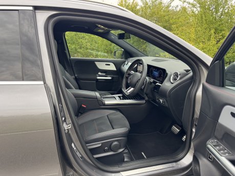 Mercedes-Benz GLA Class GLA 200 MHEV AMG Line Premium Auto Petrol PARKTRONIC/KEYLESS ENTRY/SAT NAV 6