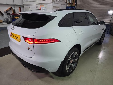 Jaguar F-Pace V6 S AWD 2