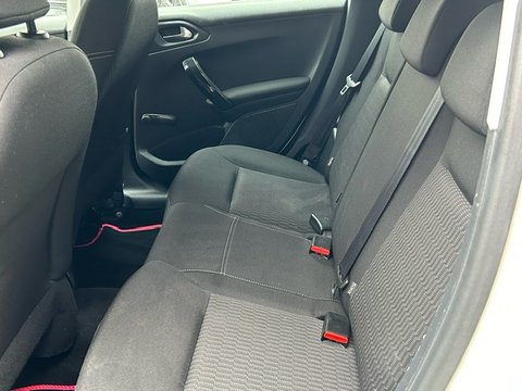 Peugeot 208 ACTIVE 11