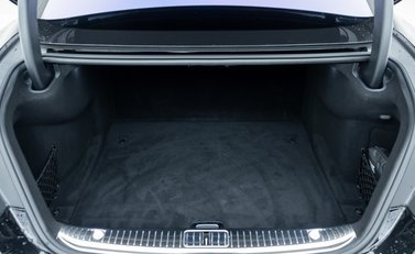 Mercedes-Benz AMG S63 Coupe Premium 36