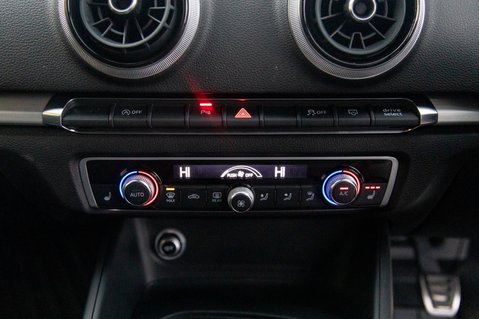 Audi A3 TFSI BLACK EDITION 38