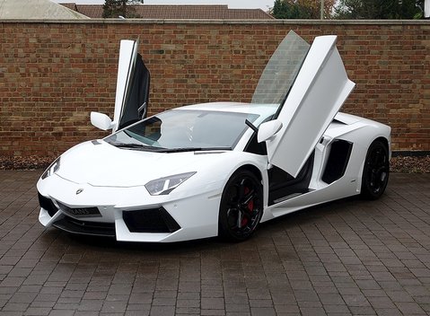Lamborghini Aventador LP 700-4 5
