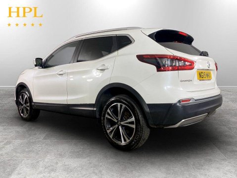 Nissan Qashqai 1.5 dCi N-Connecta SUV 5dr Diesel DCT Auto Euro 6 (s/s) (115 ps) Air Con - 5