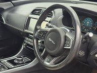 Jaguar XE R-SPORT INGENIUM AWD 14