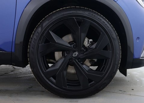 Renault Austral 1.2 Austral Techno Espirit Alpine HEV Auto 5dr 15