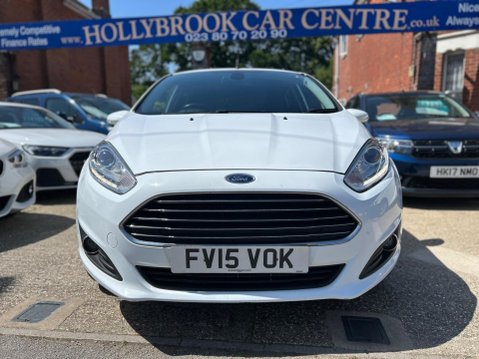 Ford Fiesta TITANIUM 2