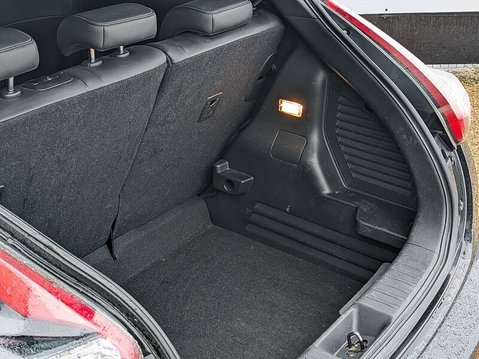 Nissan Juke TEKNA 19