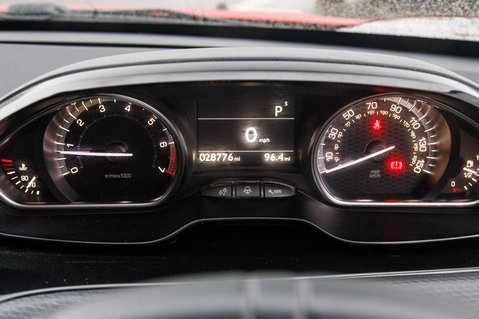 Peugeot 2008 PURETECH S/S GT LINE 15