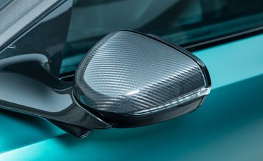 Aston Martin DB12 Coupe 35