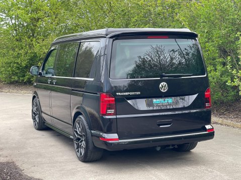 Volkswagen Transporter 2.0 TDI T32 Highline Crew Van DSG FWD SWB Euro 6 (s/s) 5dr 3