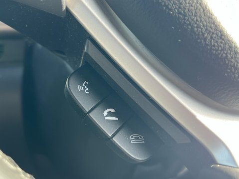 Suzuki Vitara SZ-T BOOSTERJET MHEV 31