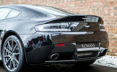 Aston Martin V12 Vantage S 20