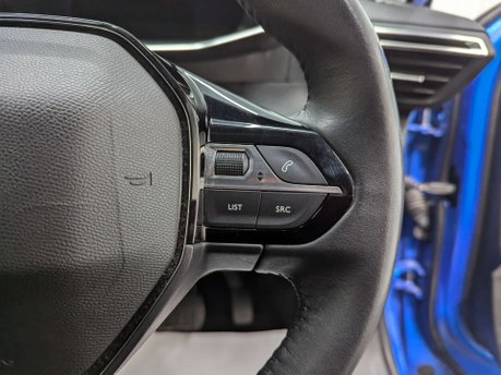 Peugeot 2008 2008 Allure Premium EV 5dr 77