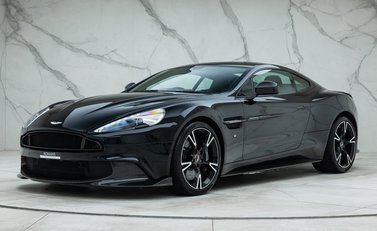 Aston Martin Vanquish S Ultimate 1