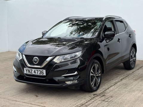 Nissan Qashqai 1.3 Qashqai N-Connecta DiG-T 5dr 3