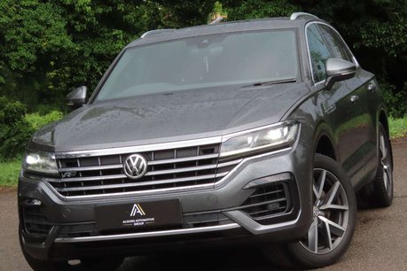 Volkswagen Touareg 3.0 TDI V6 R-Line Tiptronic 4Motion Euro 6 (s/s) 5dr 1
