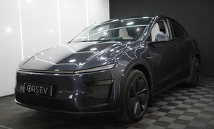 Tesla Model Y PREMIUM LONG RANGE RWD White Interior No Luxury Tax Available Now! 1 Owner 10
