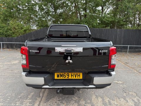 Mitsubishi L200 DI-D WARRIOR DCB 7