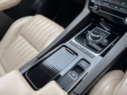 Jaguar F-Pace 2.0 D180 Portfolio SUV 5dr Diesel Auto AWD Euro 6 (s/s) (180 ps) 31
