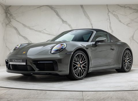 Porsche 911 Targa 4S (992) 5