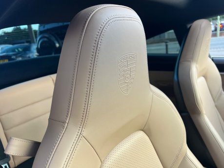 Porsche 911 3.0 992 Carrera Coupe 2dr Petrol PDK Euro 6 (s/s) (385 ps) 25