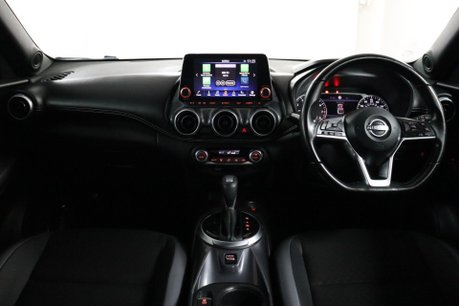 Nissan Juke DIG-T N-CONNECTA DCT 41