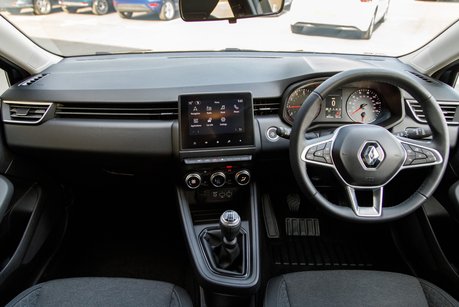 Renault Clio ICONIC TCE