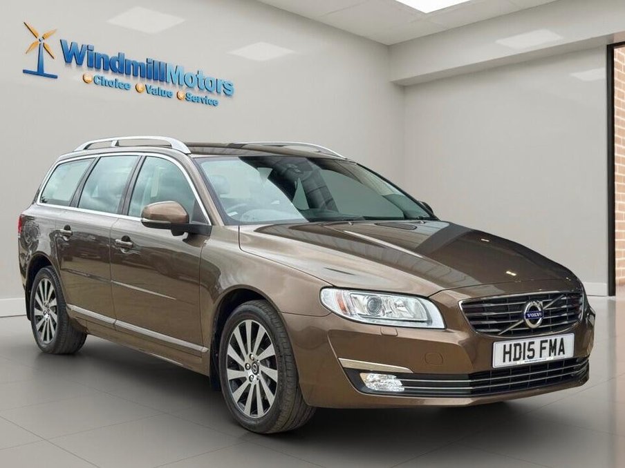 2015 Volvo V70 exterior view