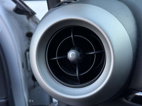 Mini Countryman 2.0 Cooper SD Auto ALL4 Euro 5 5dr 64