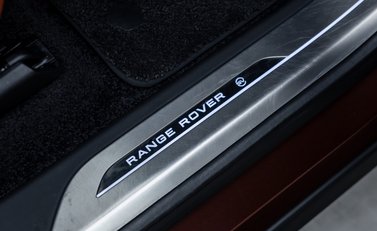 Land Rover Range Rover P530 SV 26