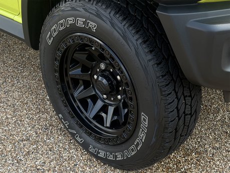 Suzuki Jimny ALLGRIP by STORM CUSTOMS 35