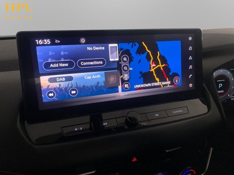 Nissan Qashqai 1.3 DIG-T MHEV N-Connecta SUV 5dr Petrol Hybrid XTRON Euro 6 (s/s) (158 ps) 15