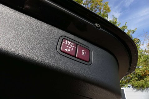 Mercedes-Benz C Class 2.0 C 300 E AMG Line Premium + A 5dr 18