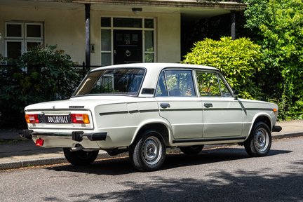 Lada 2106 4 Door 3